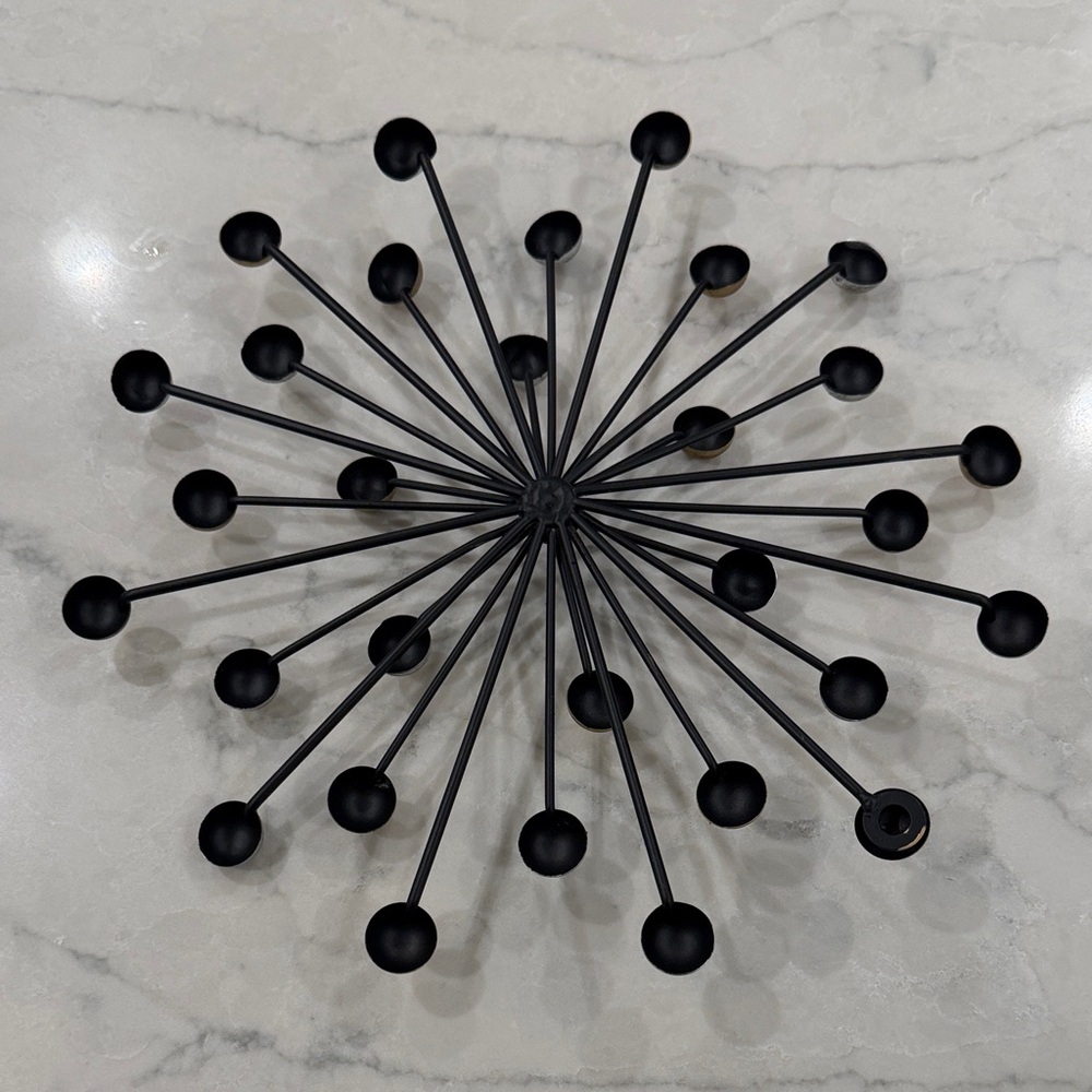 Source Unknown Gold and Silver Starburst Wall Decor - Picture 2 of 3